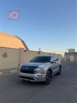 ميتسوبيشي اوتلاندر